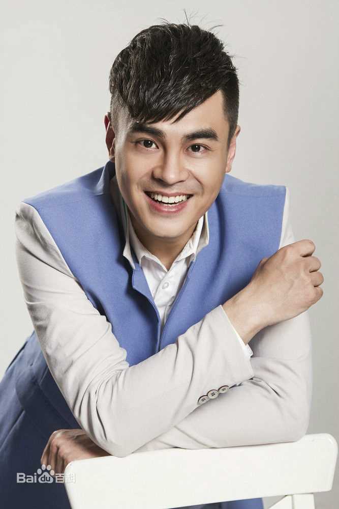 边辉最新照壁纸