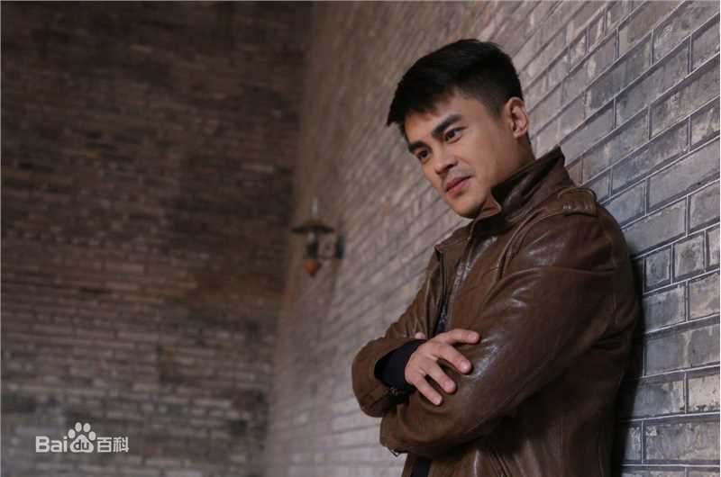 边辉最新照壁纸