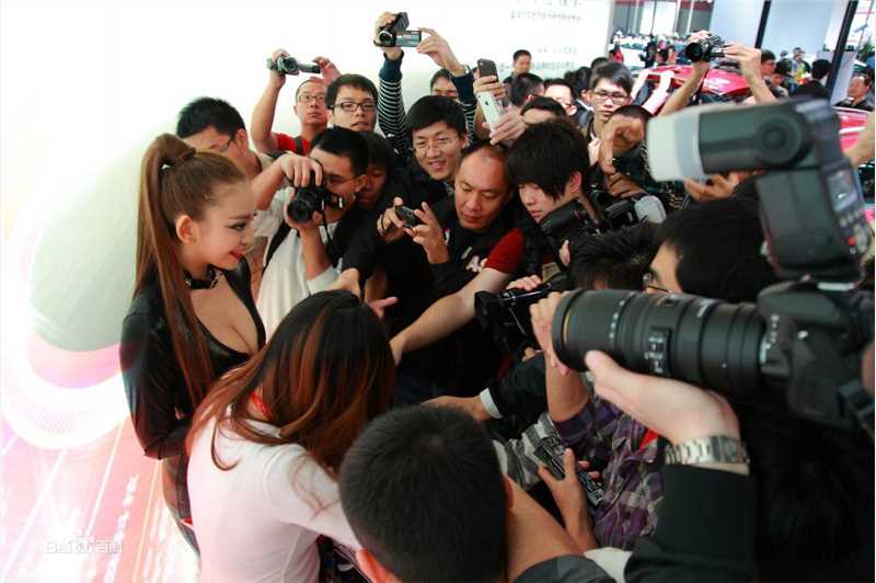 曹阳(Cao Yang)最新2012上海车展猫女图集