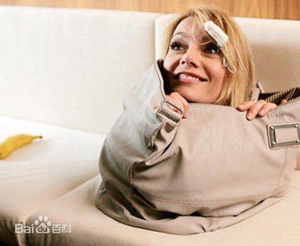 高清玛蒂娜·希尔(Martina Hill)在《丝女士》中的图集