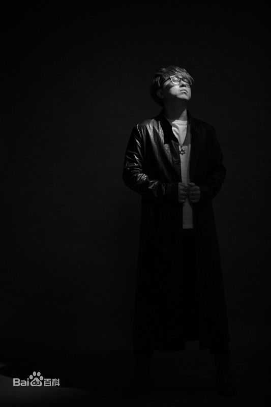 李济纶(SKYLY)照片性感图片图集