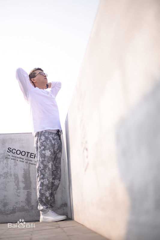 李济纶(SKYLY)照片性感图片图集