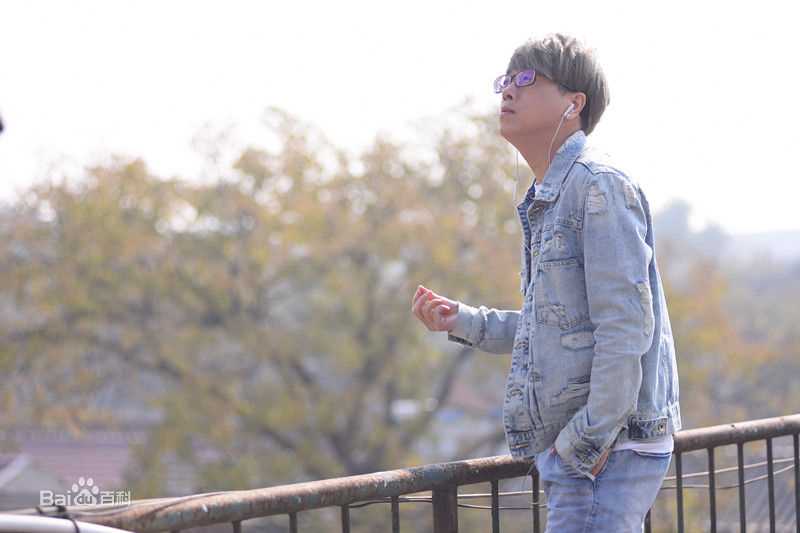 李济纶(SKYLY)照片性感图片图集