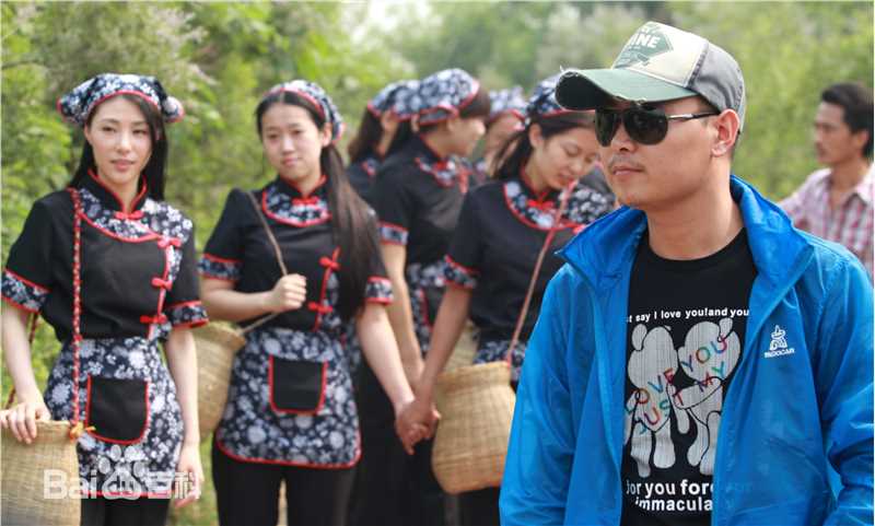 史震飞导演工作照图片图册