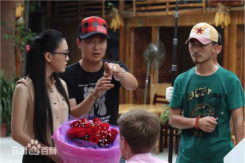 史震飞导演工作照图片图册