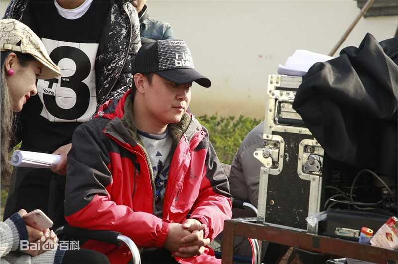 史震飞工作照前后照片