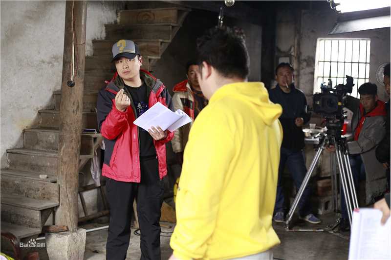 史震飞工作照前后照片