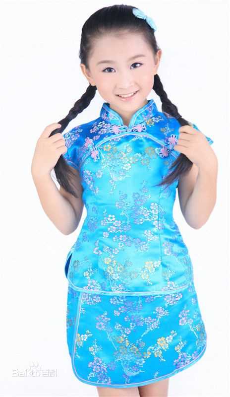 刘姝辰艺术照前后照片