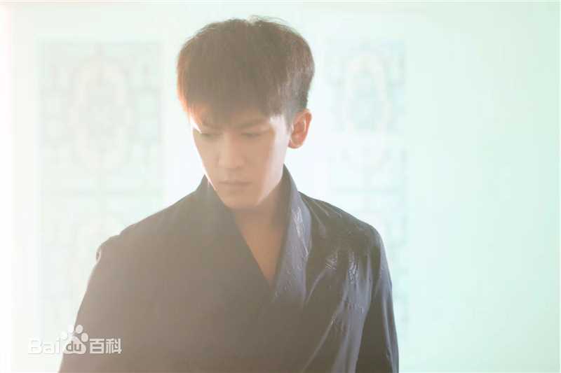 李柏谊生活写照生活照