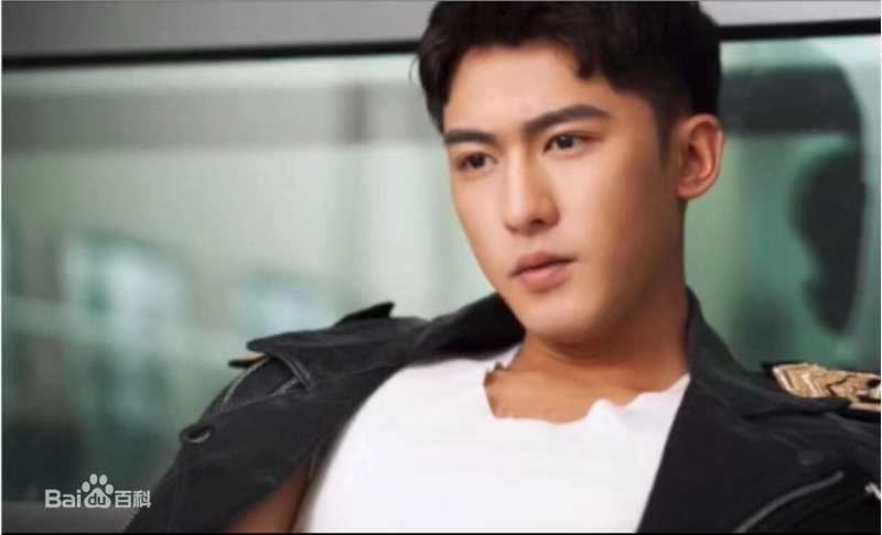 李柏谊生活写照生活照