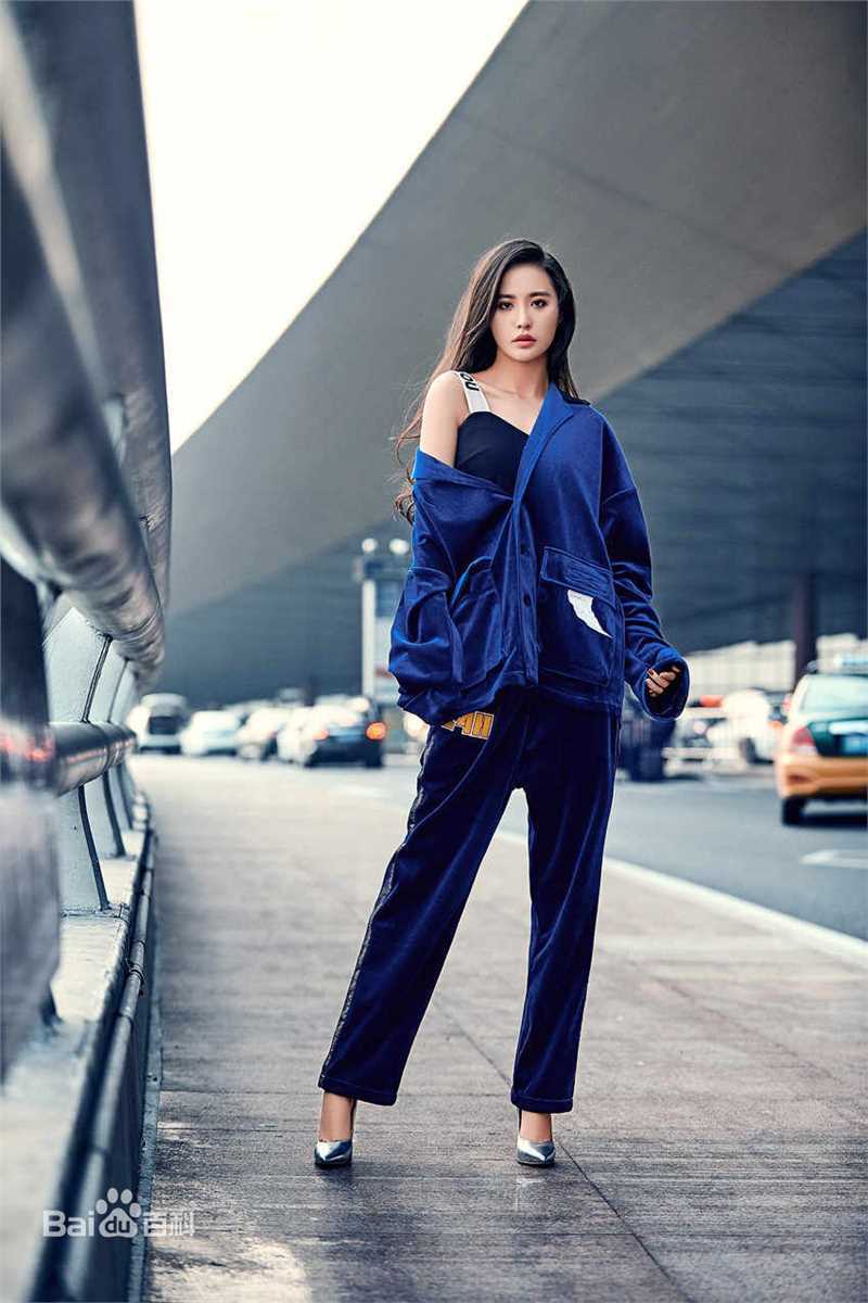 邱箫婵高清图册