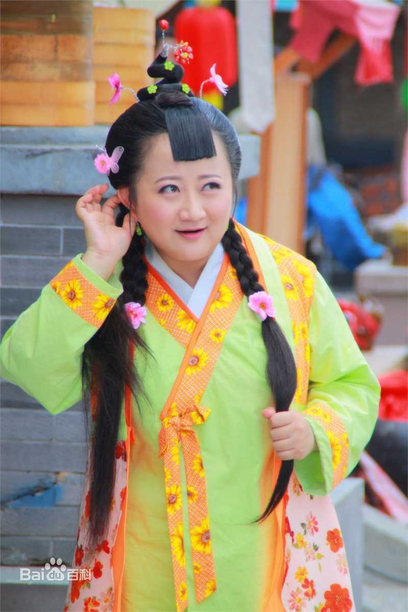 最新臧洪娜在《八仙前传》 饰 钱多多中的图集