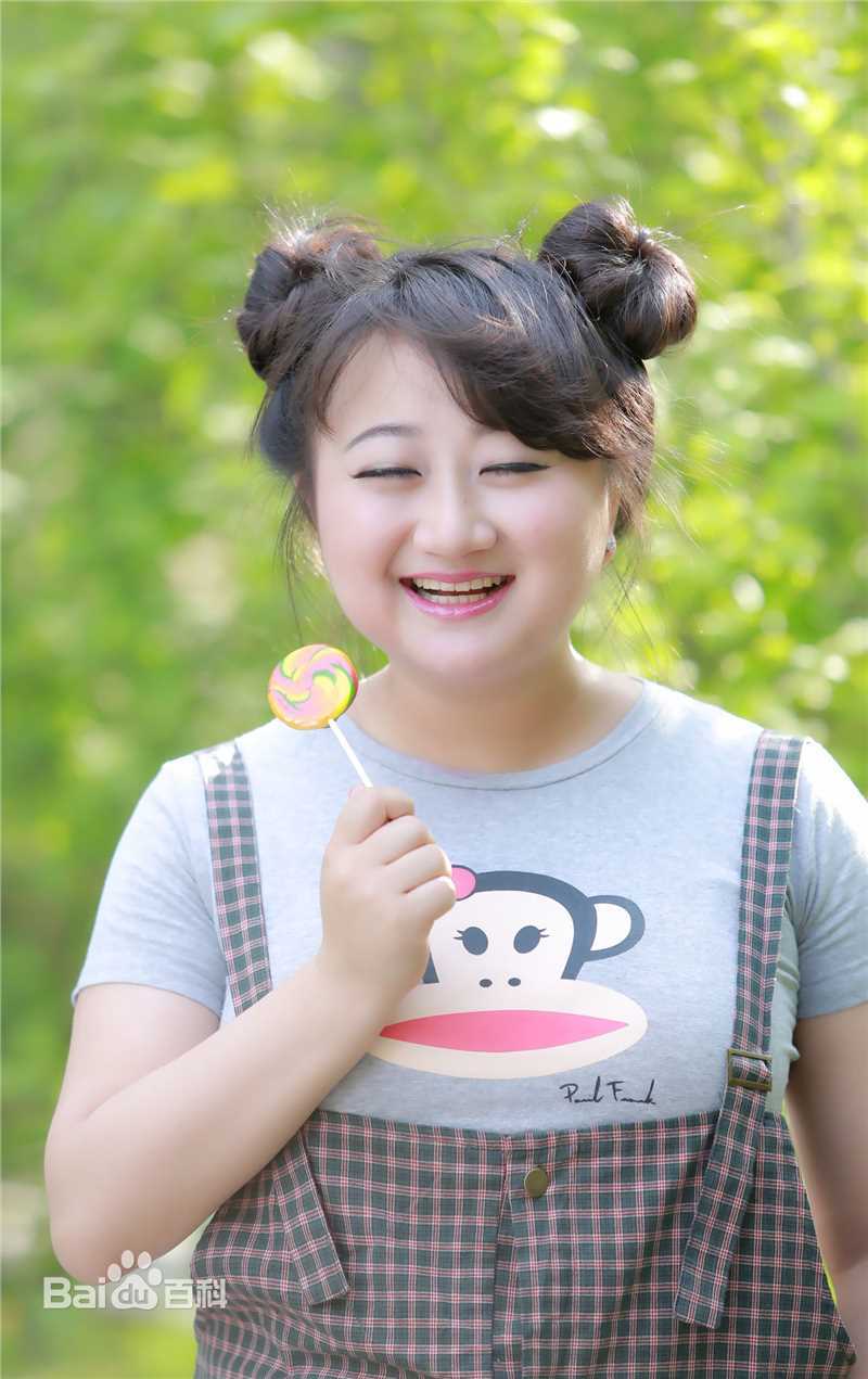 最新臧洪娜在《八仙前传》 饰 钱多多中的图集