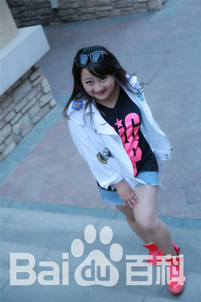 臧洪娜照片素颜照相册