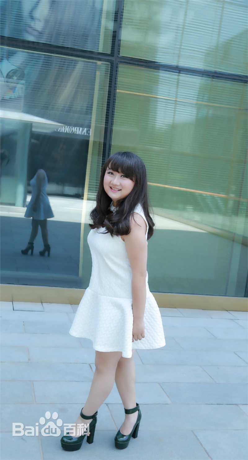 臧洪娜照片素颜照相册