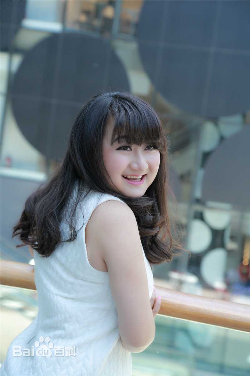 臧洪娜照片素颜照相册