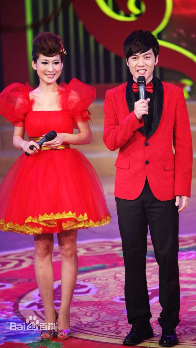 莫君莫莫主持壁纸壁纸