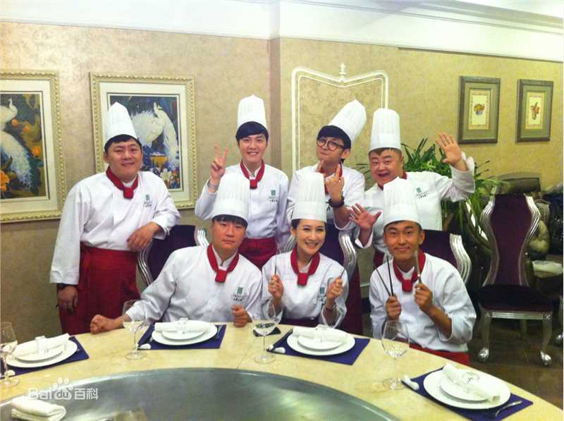 莫君莫莫主持壁纸壁纸