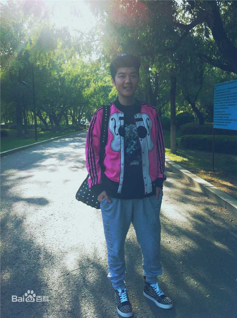 莫君莫莫生活生活照