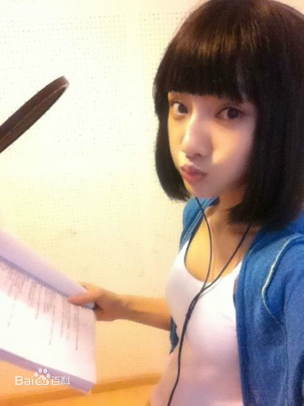 刘青(Ava Liu)生活照壁纸壁纸