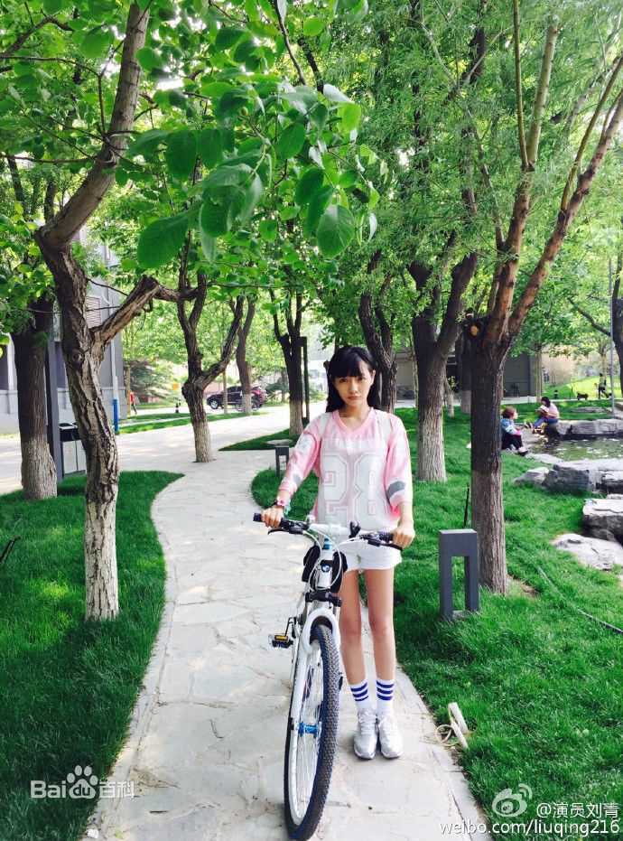 刘青(Ava Liu)生活照壁纸壁纸