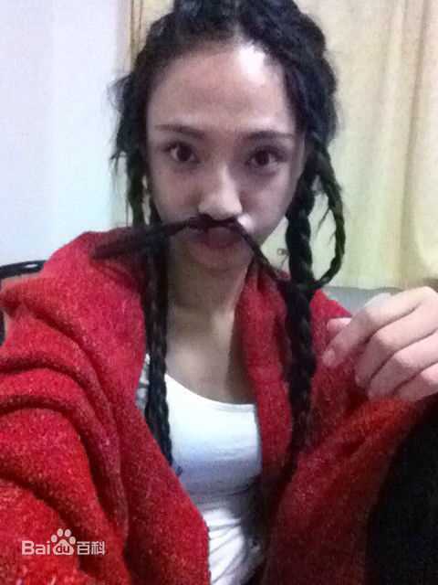 刘青(Ava Liu)生活照壁纸壁纸