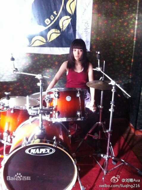 刘青(Ava Liu)生活照壁纸壁纸