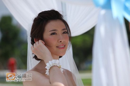 最优质张溪芸在《赛车传奇》中婚纱照中的相册