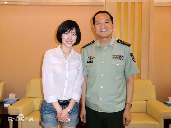 高清张溪芸精彩图册