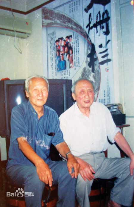 最新黄宗江性感图片