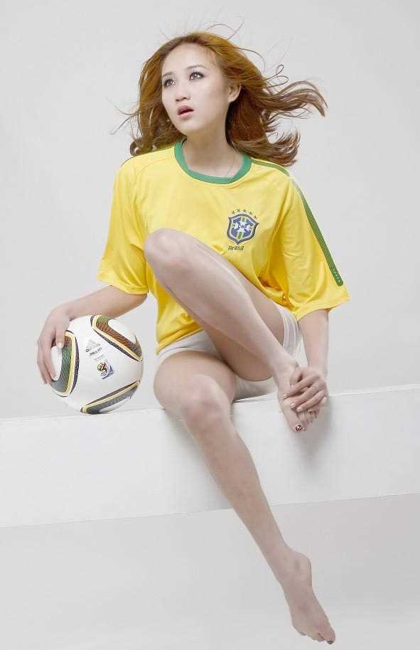 精选足球宝贝怀念巴西,盼桑巴军团王者归来_图册