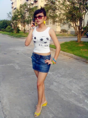 精选足球宝贝刘闻雯最新图册