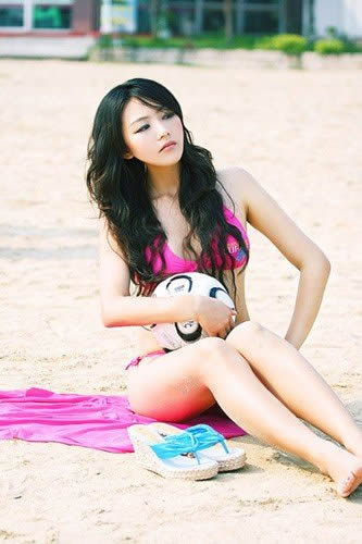 精选足球宝贝刘闻雯最新图册