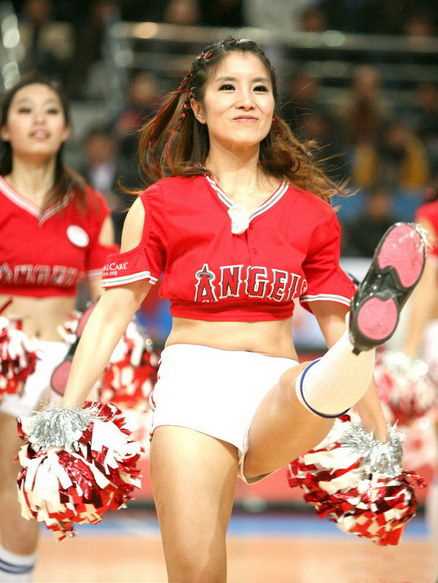 精选篮球宝贝热情似火图册