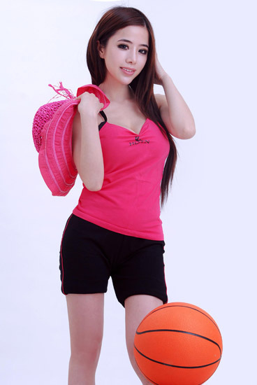 优质混血篮球宝贝动感展青春气息相册