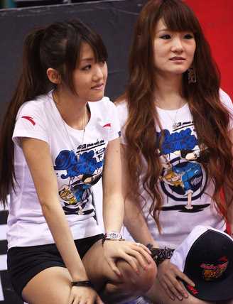 最全CBA甜美篮球宝贝助威赛场壁纸