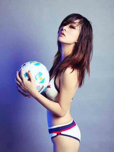 高清美女性感宝贝各为其主,大胸翘臀争芳斗艳_图集