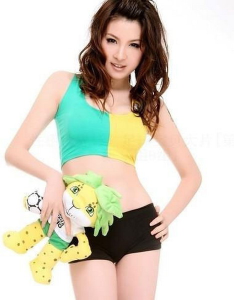 高清美女性感宝贝各为其主,大胸翘臀争芳斗艳_图集