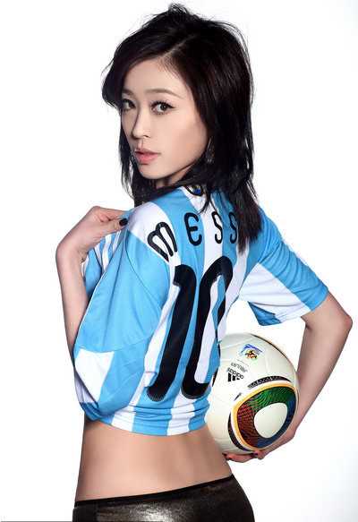 精选绝美双胞胎演绎英德战,性感对抗没有输家_图册