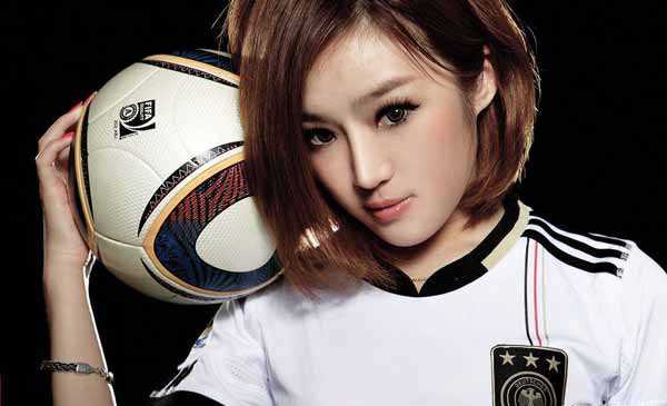 精选超女性感吹呜呜祖拉,秀玉腿露小蛮腰_图册