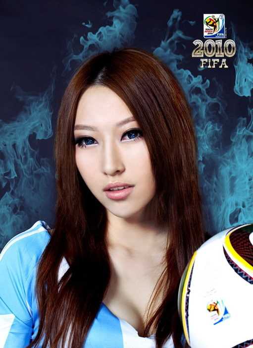 优质电眼女郎火爆助阵世界杯,细腿翘臀一展性感身姿_图片