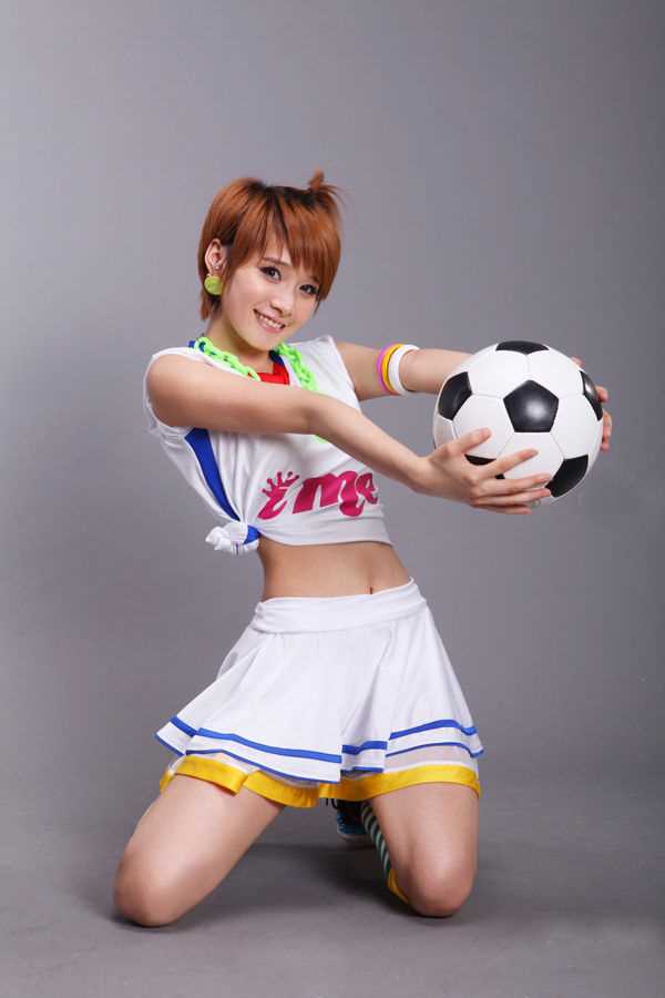 最新蜜女团显性感,化身宝贝助威世界杯_壁纸