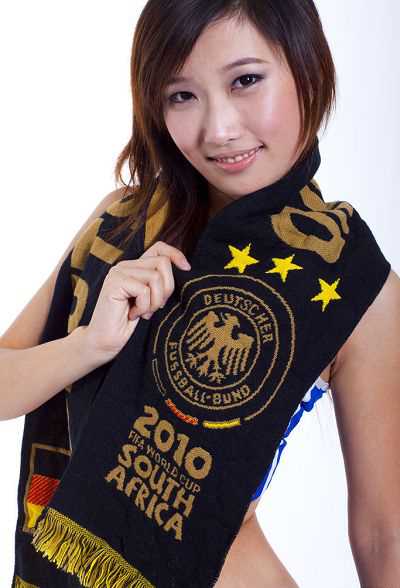 高清清纯宝贝助威世界杯,争芳斗艳挺偶像球队_图册