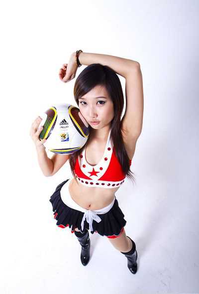 高清清纯宝贝助威世界杯,争芳斗艳挺偶像球队_图册