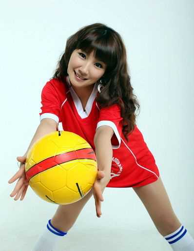 最新广州恒大啦啦队员,修长大长腿惹人遐想_壁纸