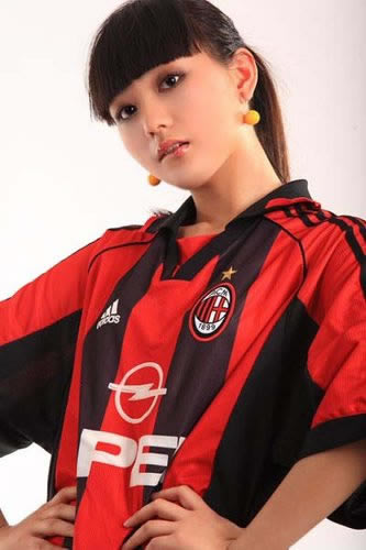 最全刘闻雯足球兔女郎壁纸