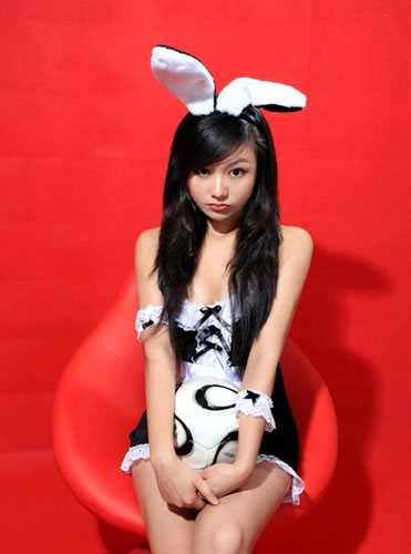 最全刘闻雯足球兔女郎壁纸