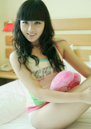 最全刘闻雯足球兔女郎壁纸