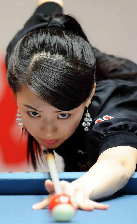 高清美女球手何心如惊艳亮相图集