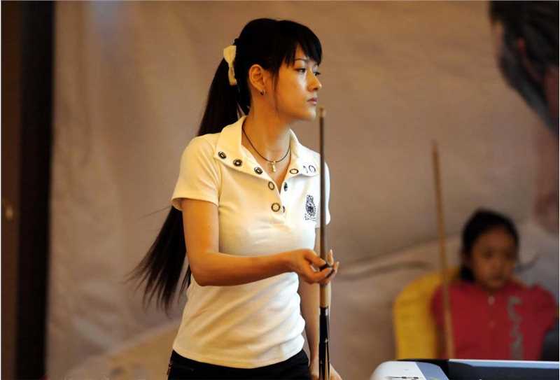 高清美女球手何心如惊艳亮相图集